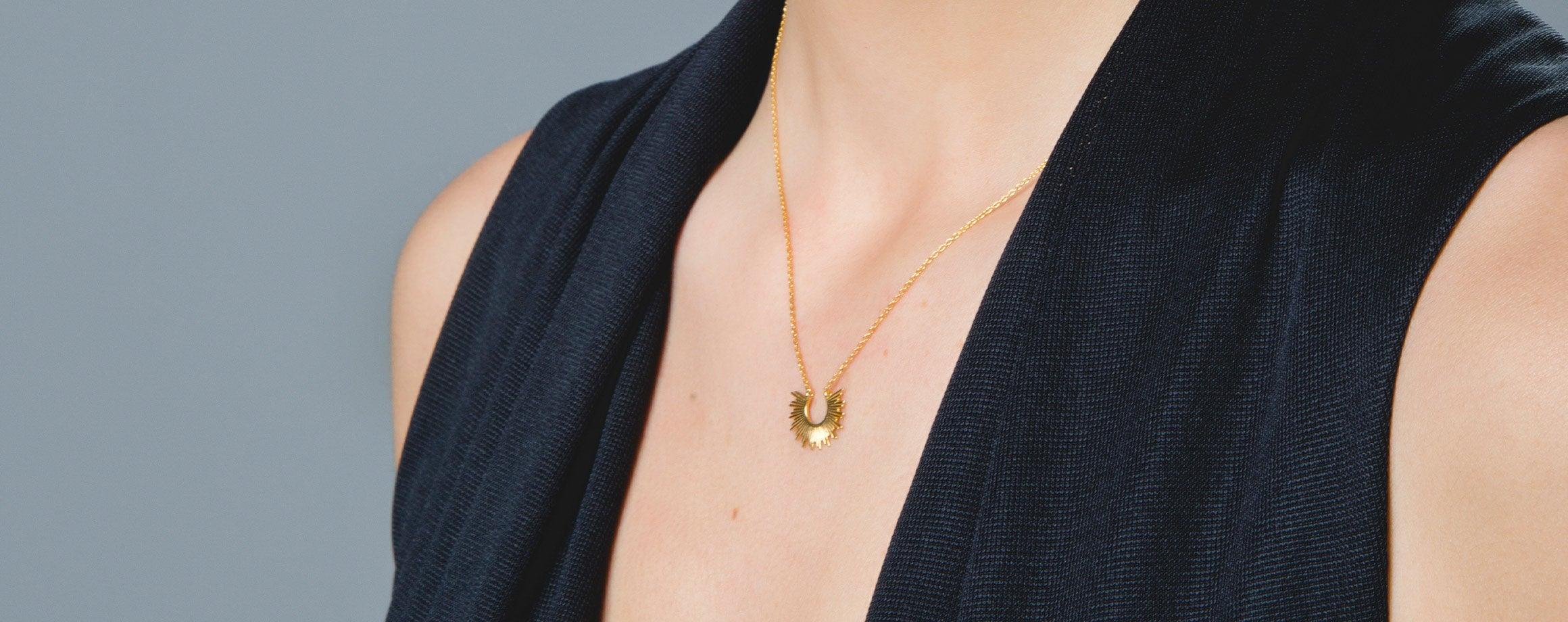 GOLD NECKLACE