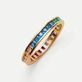 Anello in oro con cono di zirconi quadrati multicolori