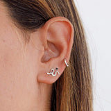 Oreja con pendiente Snake Silver y otros pendientes de plata