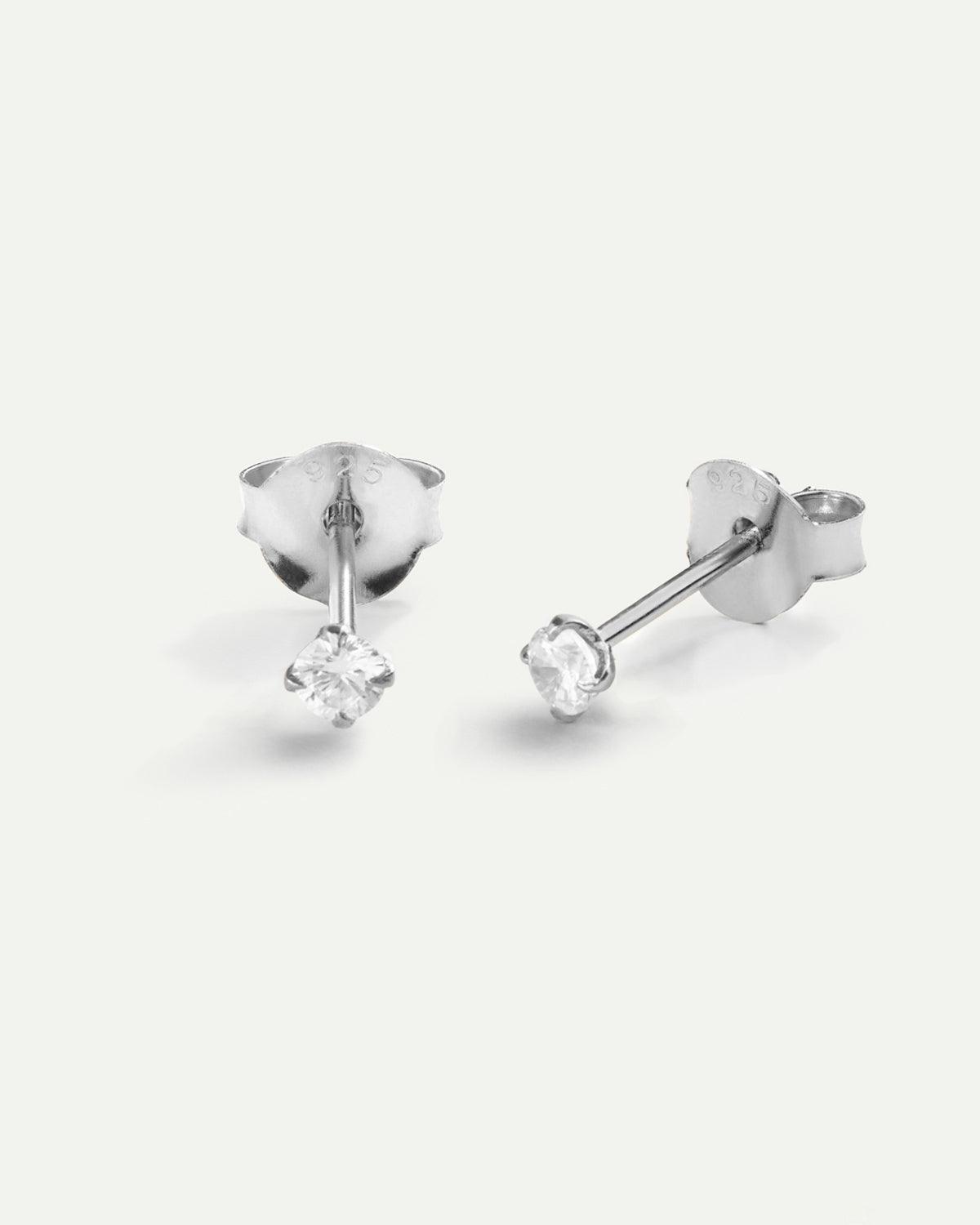 ONE-WAY EARRINGS M SILVER