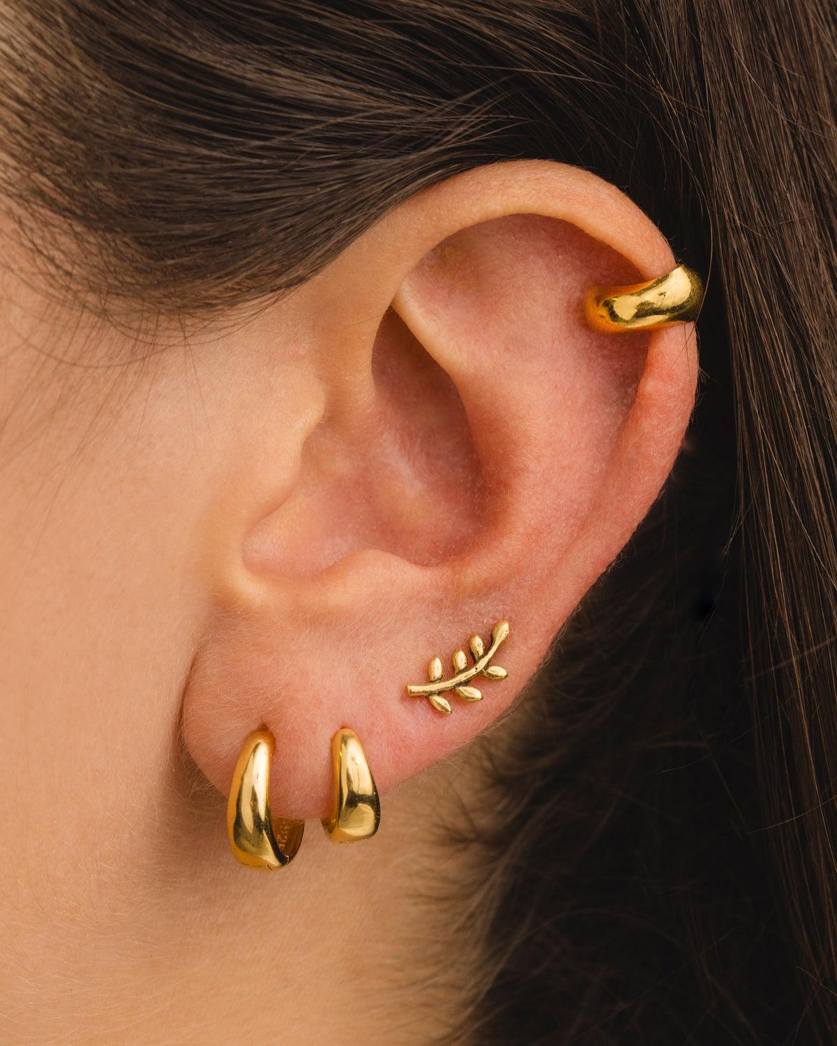 URA L GOLD EARRINGS