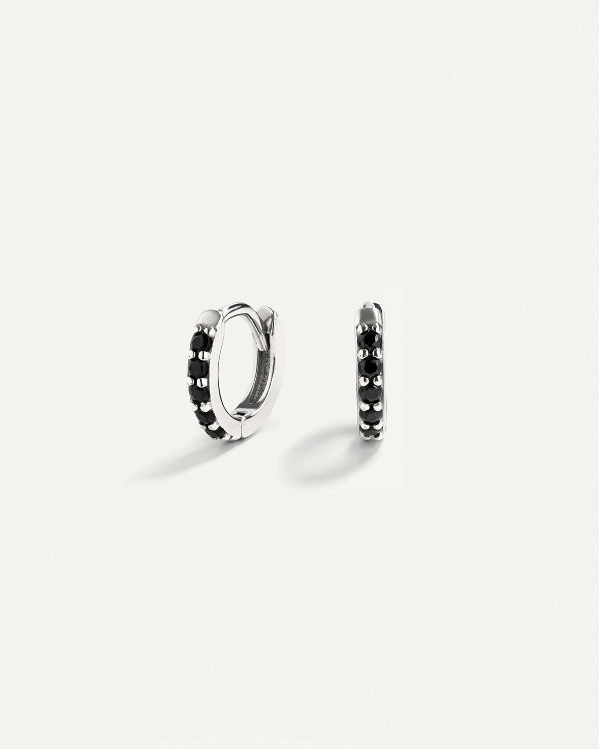 BAGUES NOIR BRILLANT MINI BOUCLES D'OREILLES ARGENT